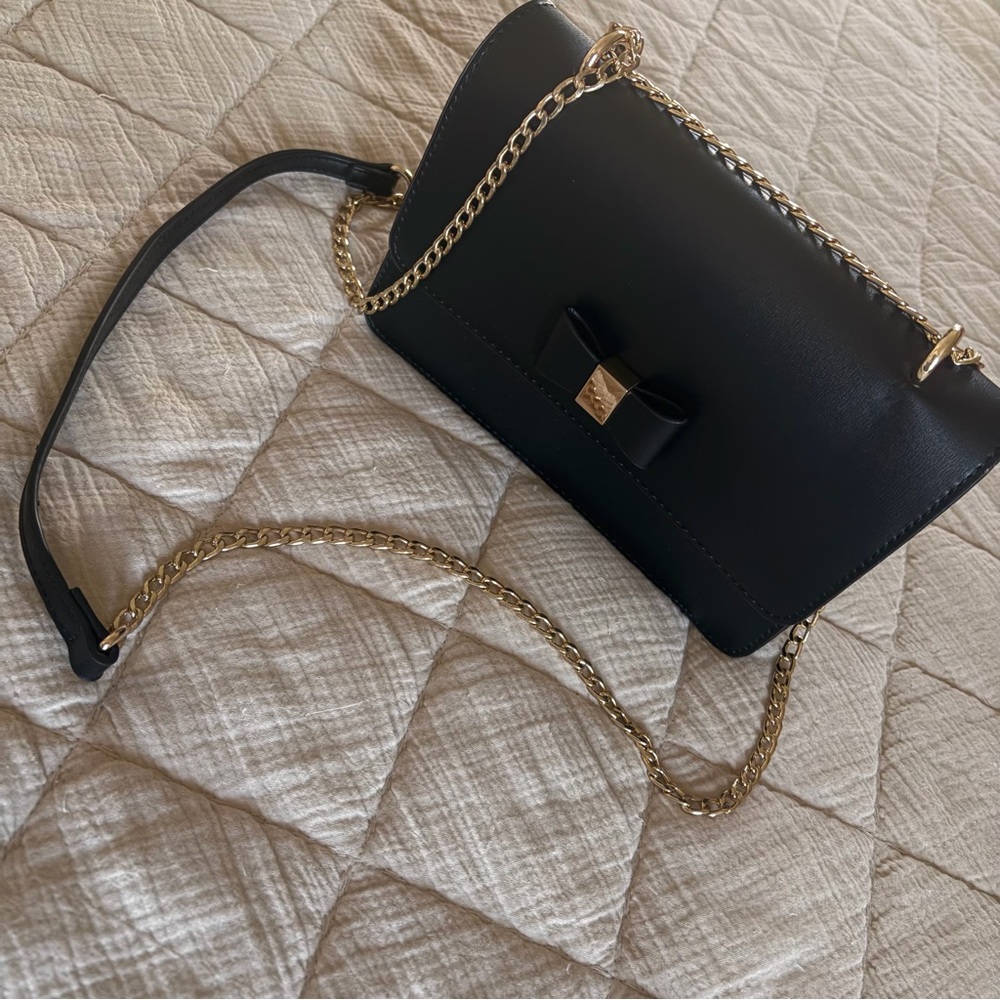Miztique Black and Gold Crossbody Bag with Chain strap